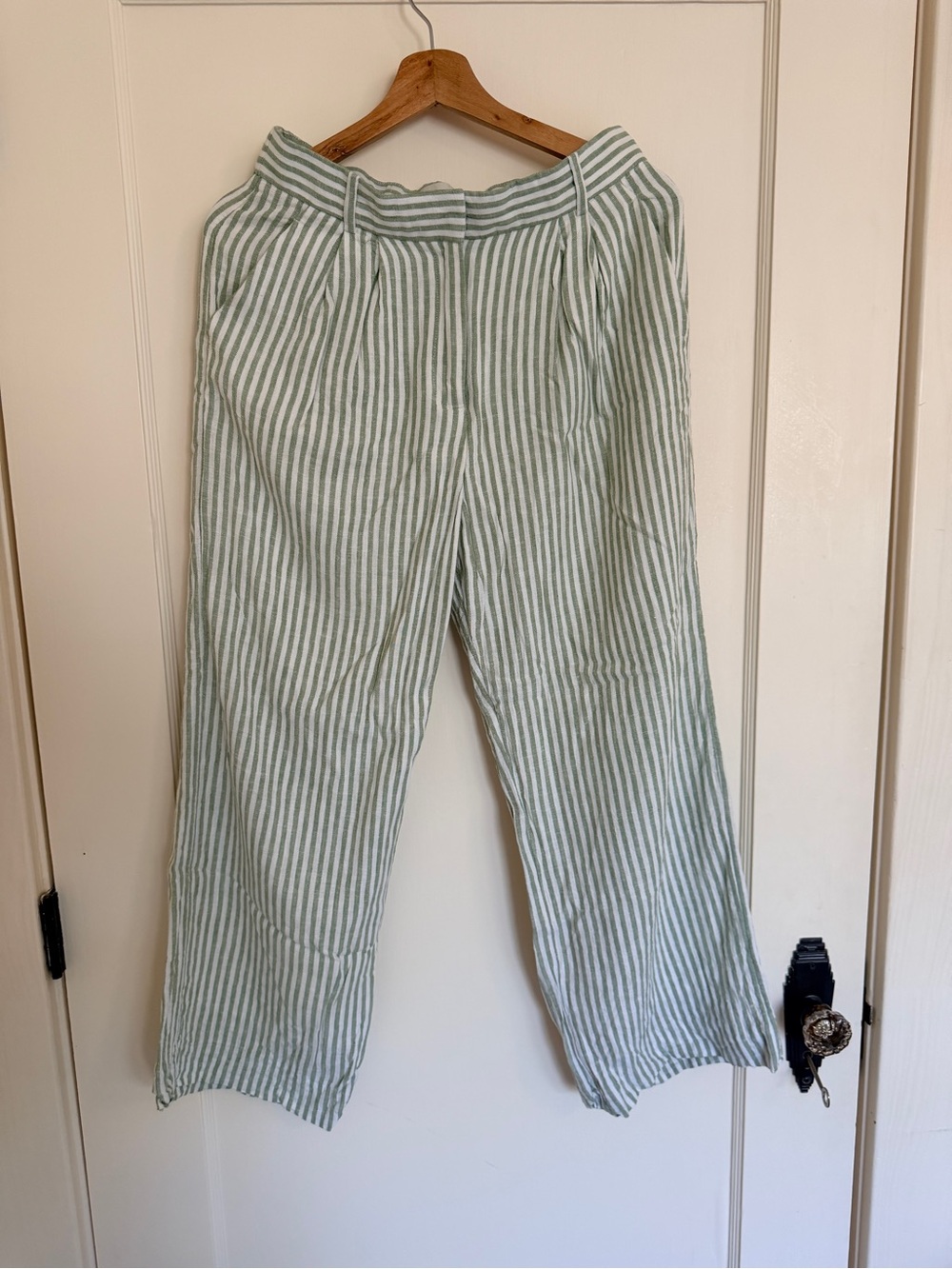 Abercrombie & Fitch Wide Leg Linen Blend Sage Green and White Striped Pants